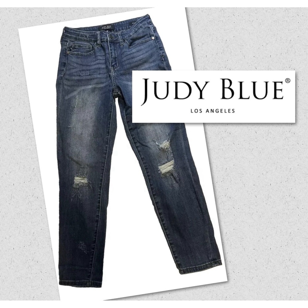 Judy Blue Relaxed Fit Jeans lightly distressed Size 28  JB8271 DK